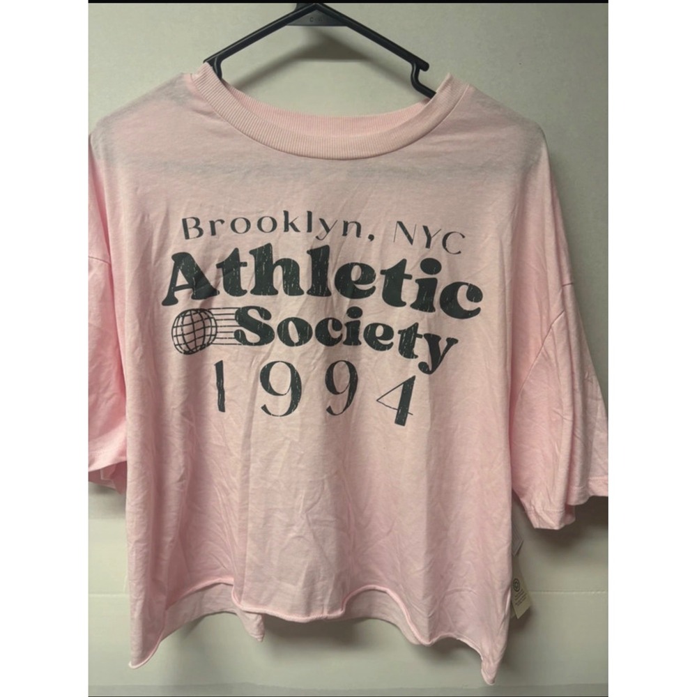 No Boundaries Pink Brooklyn NYC Athletic Society 1994 Graphic Tee XL 16-18